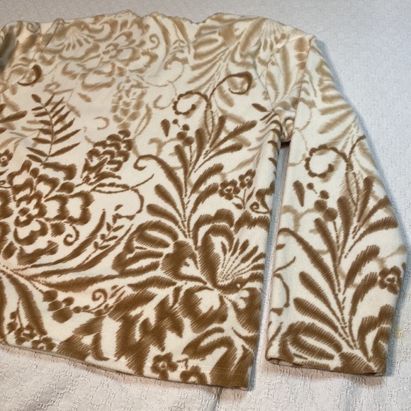 Coldwater Creek long sleeve sweeter top. Very soft - Picture 3 of 5